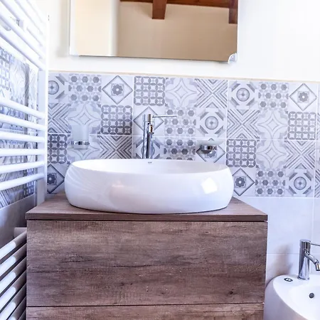 住宿加早餐酒店 B&B Piazza Noua 1831 索拉