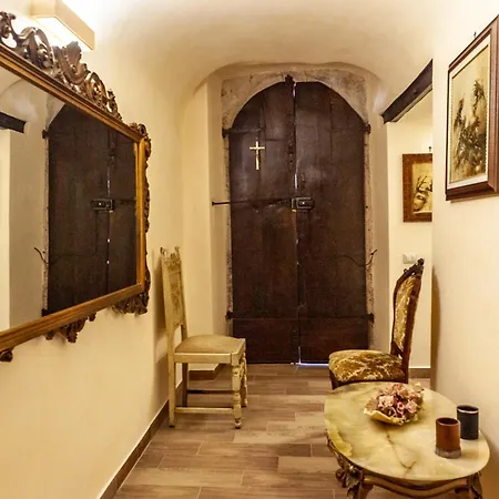Piazza Noua 1831 Bed & Breakfast