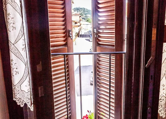 住宿加早餐酒店 Piazza Noua 1831 索拉