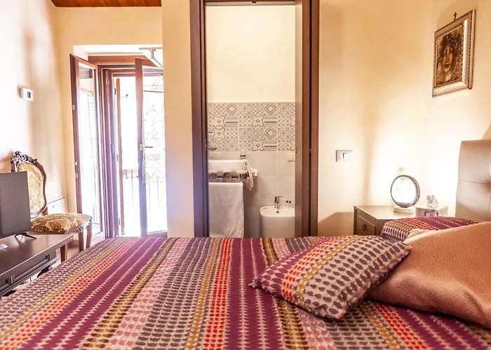 Piazza Noua 1831 索拉